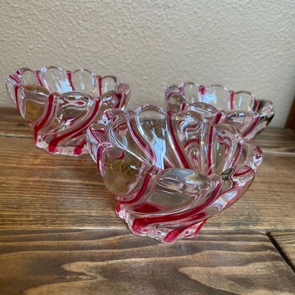 1980’s Vintage Peppermint Crystal Swirl Decorative Bowls Candle Holders Etc - Picture 5 of 15